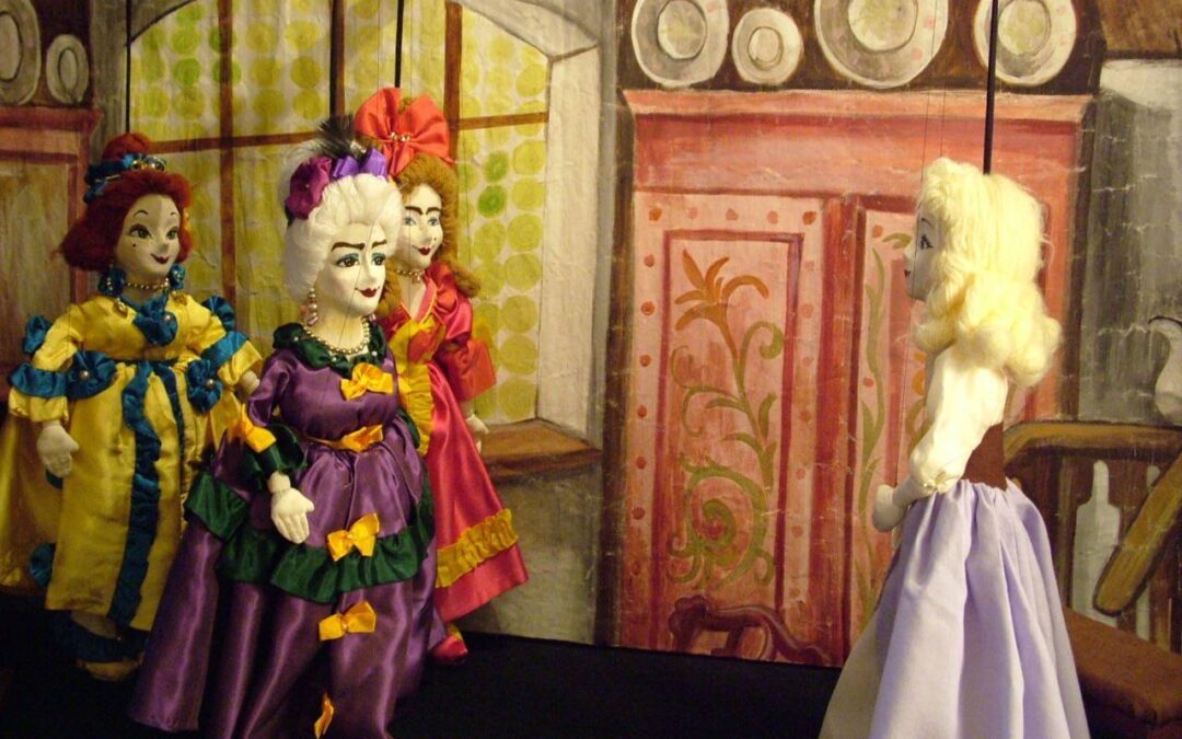 Új előadásunk, a varázslatos marionett játék, Hamupipőke!